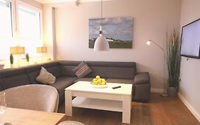 exklusive 3-Zimmer-Ferienwohnung im Herzen Westerlands