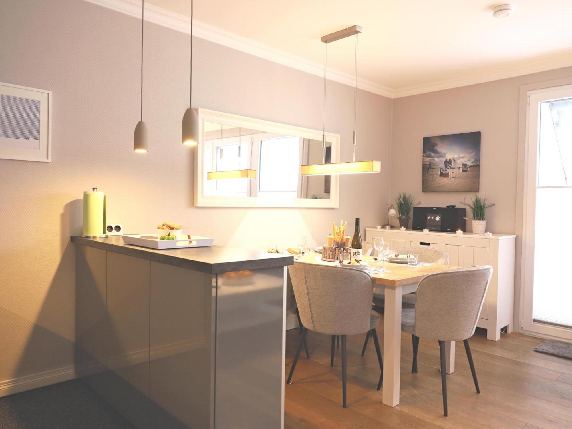 exklusive 3-Zimmer-Ferienwohnung im Herzen Westerlands Exterior foto